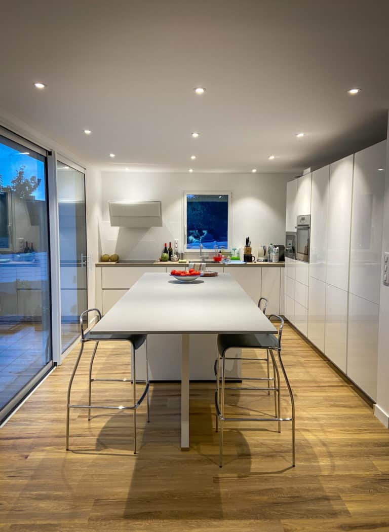 Peinture intérieur cuisine moderne (1)