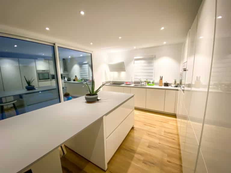 Peinture intérieur cuisine moderne (4)