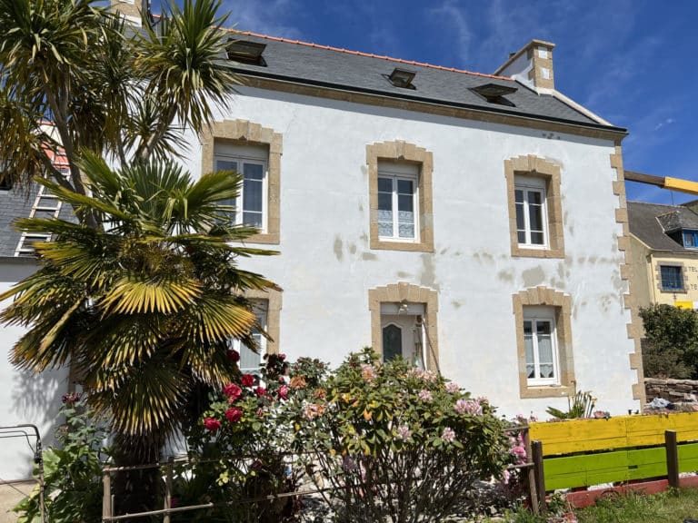 RAVALEMENT MAISON CENTRE PLOUHINEC
