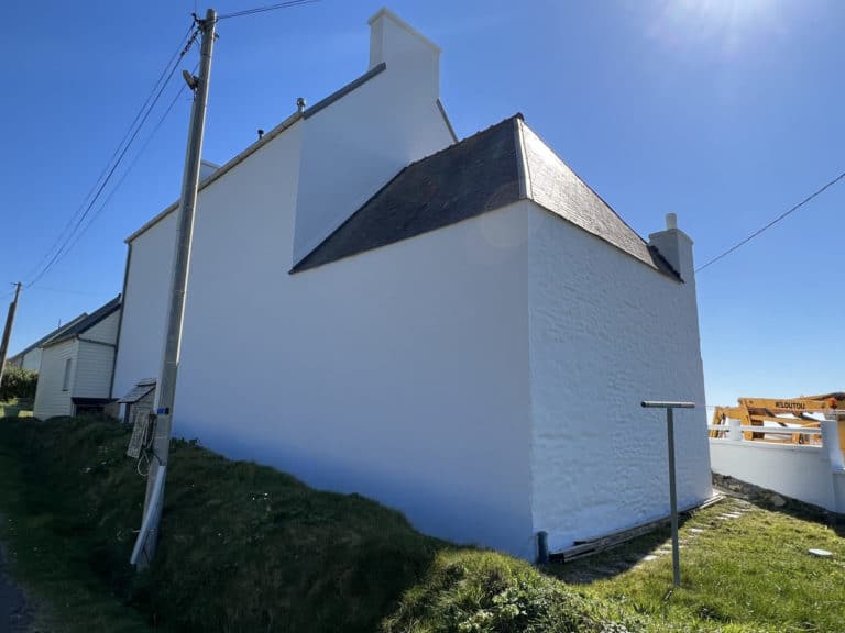 RAVALEMENT MAISON PLOZEVET(2)
